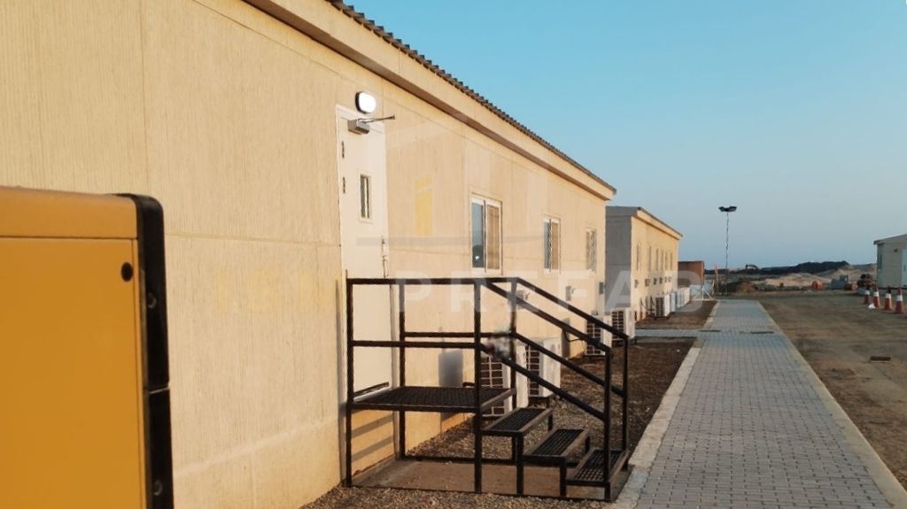 مدرسة جاهزة في الدمام – مركز تعليمي مفروش بالكامل