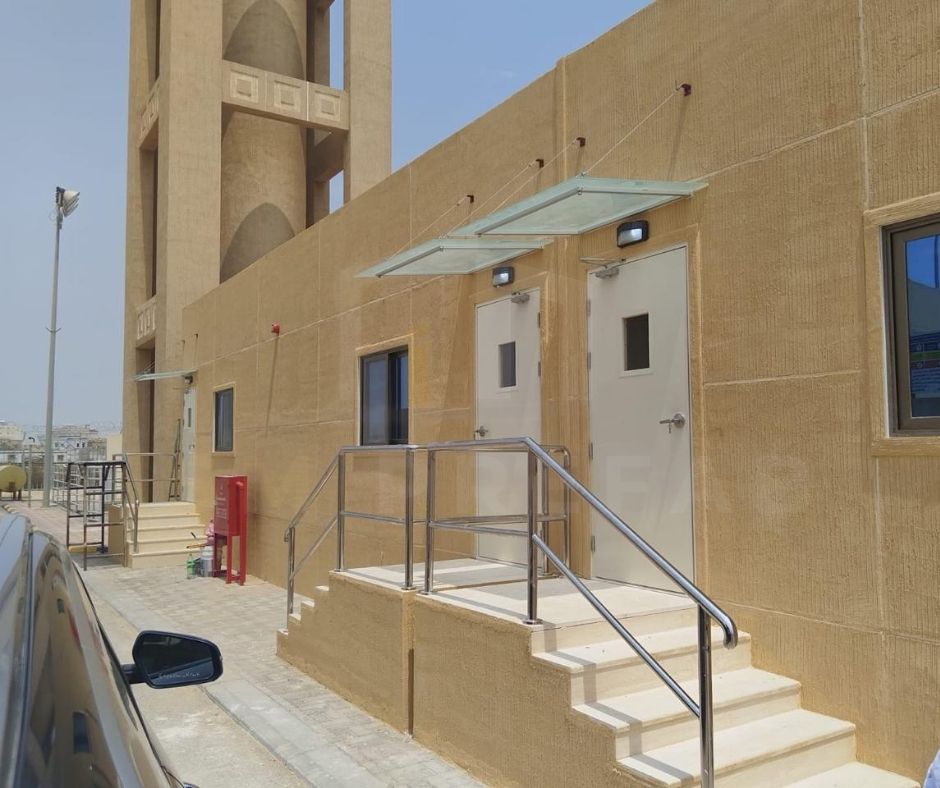 مدرسة جاهزة في الدمام – مركز تعليمي مفروش بالكامل